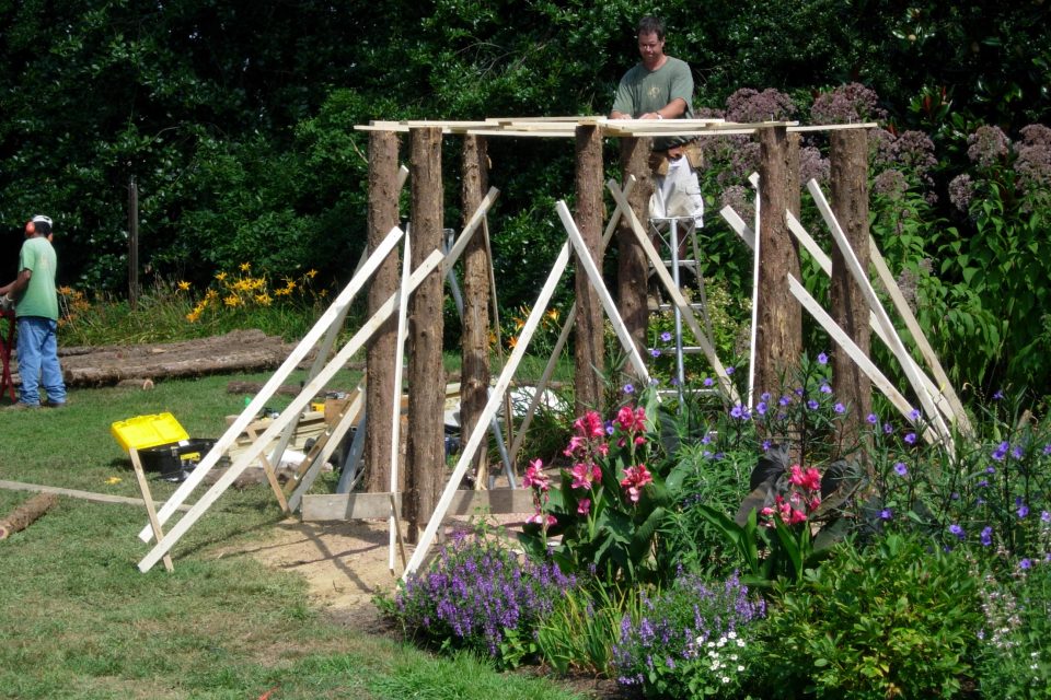 Londontown Gardens Gazebo 8-08 033